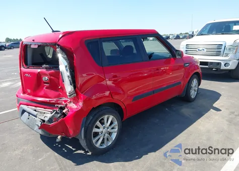 2013 Kia Soul z USA, uszkodzony, nr VIN KNDJT2A54D7606366
